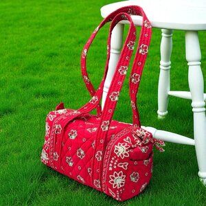 2001 VERA BRADLEY Red Bandana Cotton Quilted Small Duffel Bag Purse Retired Vtg